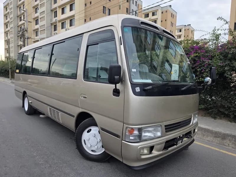 2005 Toyota Coaster